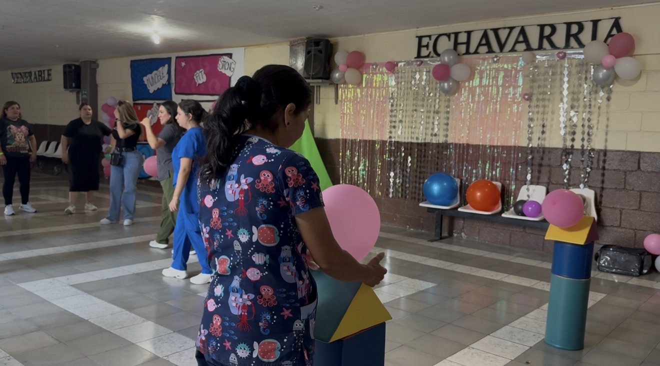 Estación de LEAR montada en el rally del Día de las Madres